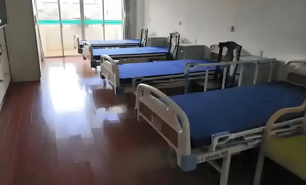 这版超人如何应对特朗普的时代